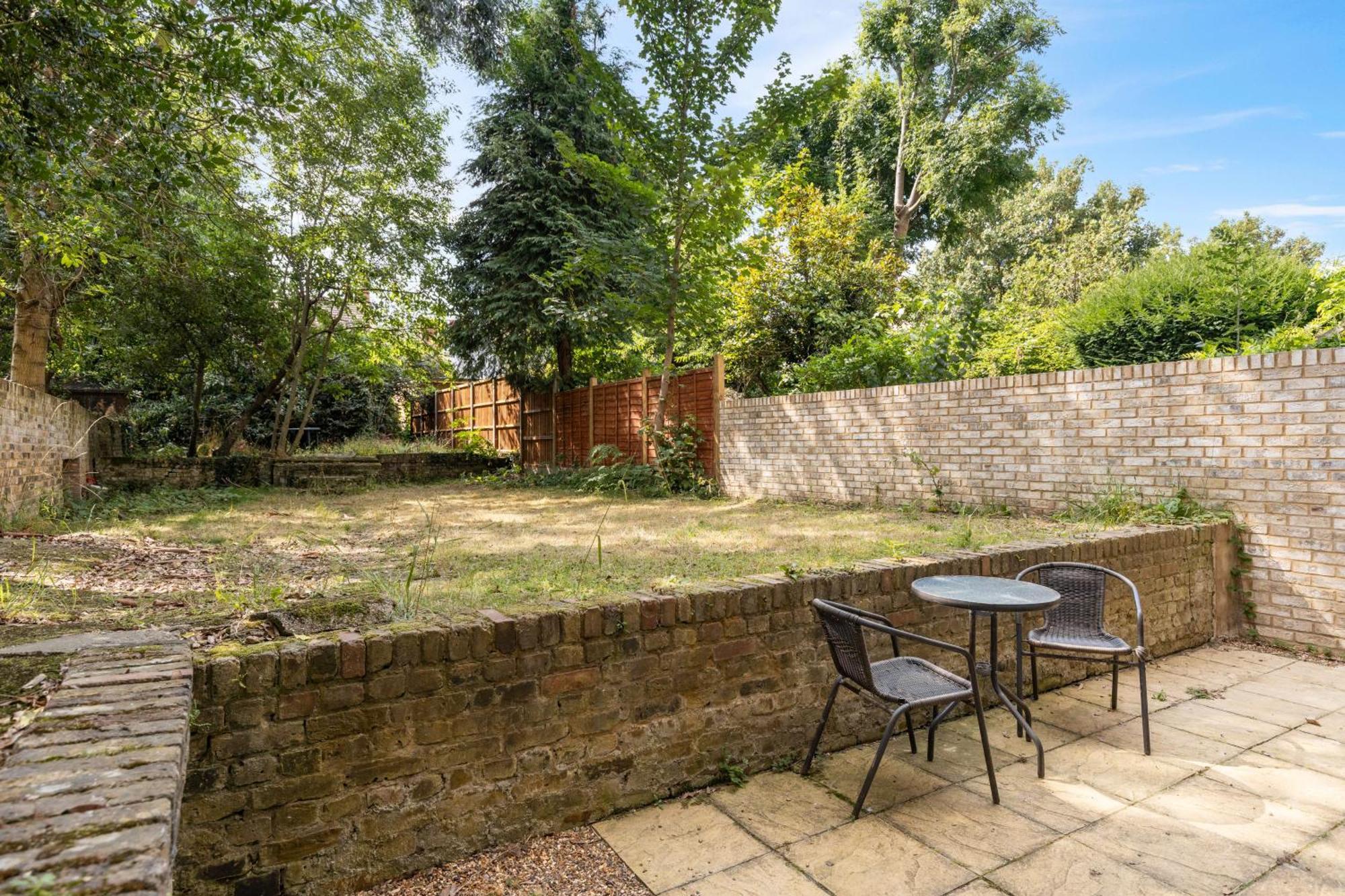 King Studio Apartment With Garden And Parking Ealing Exterior photo